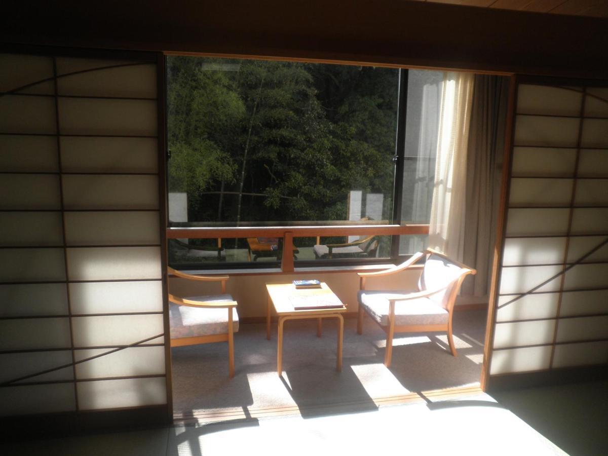 Kouraku Hotel Misasa Buitenkant foto