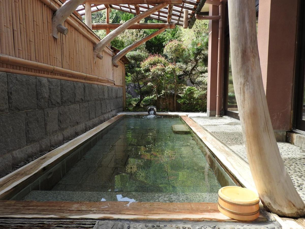 Kouraku Hotel Misasa Buitenkant foto